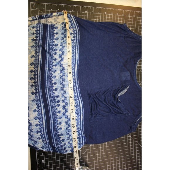 Me to We/ Tank top /(Size M) Navy -tie dye / 95% Rayon & 5% Spandex - Picture 6 of 7